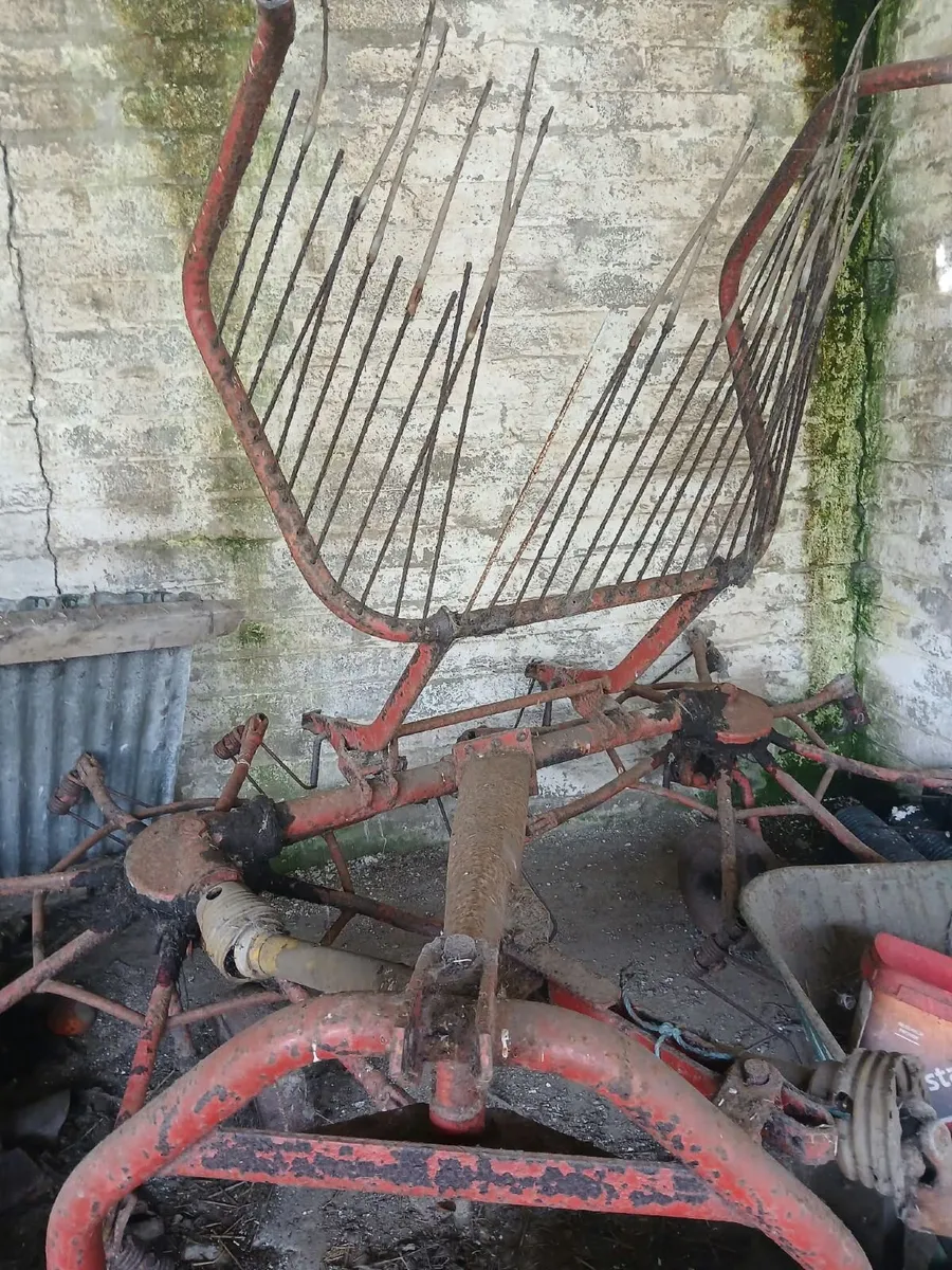 Hay kicker - Image 2