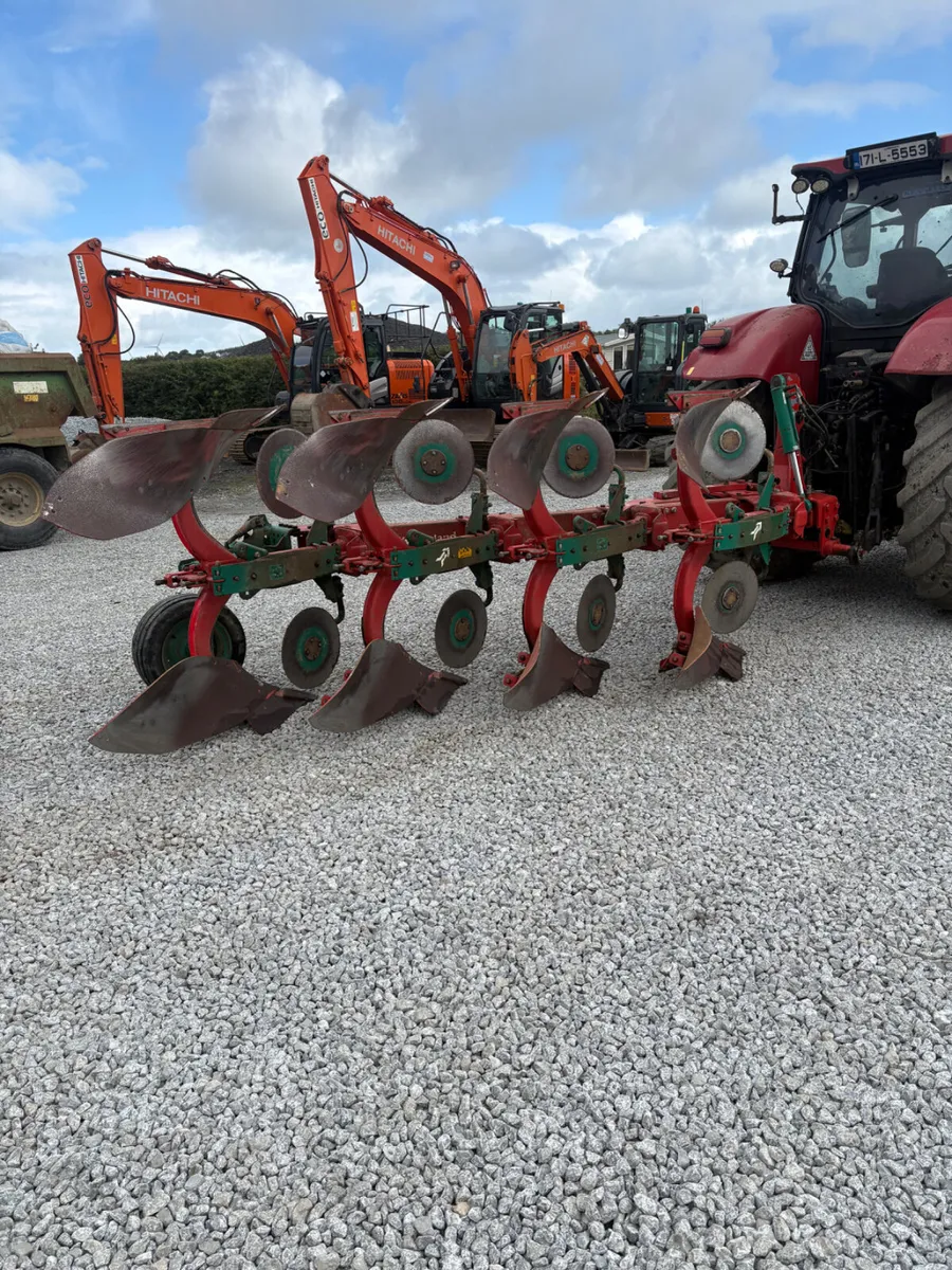 Kverneland ED85-200   4 furrow plough - Image 1
