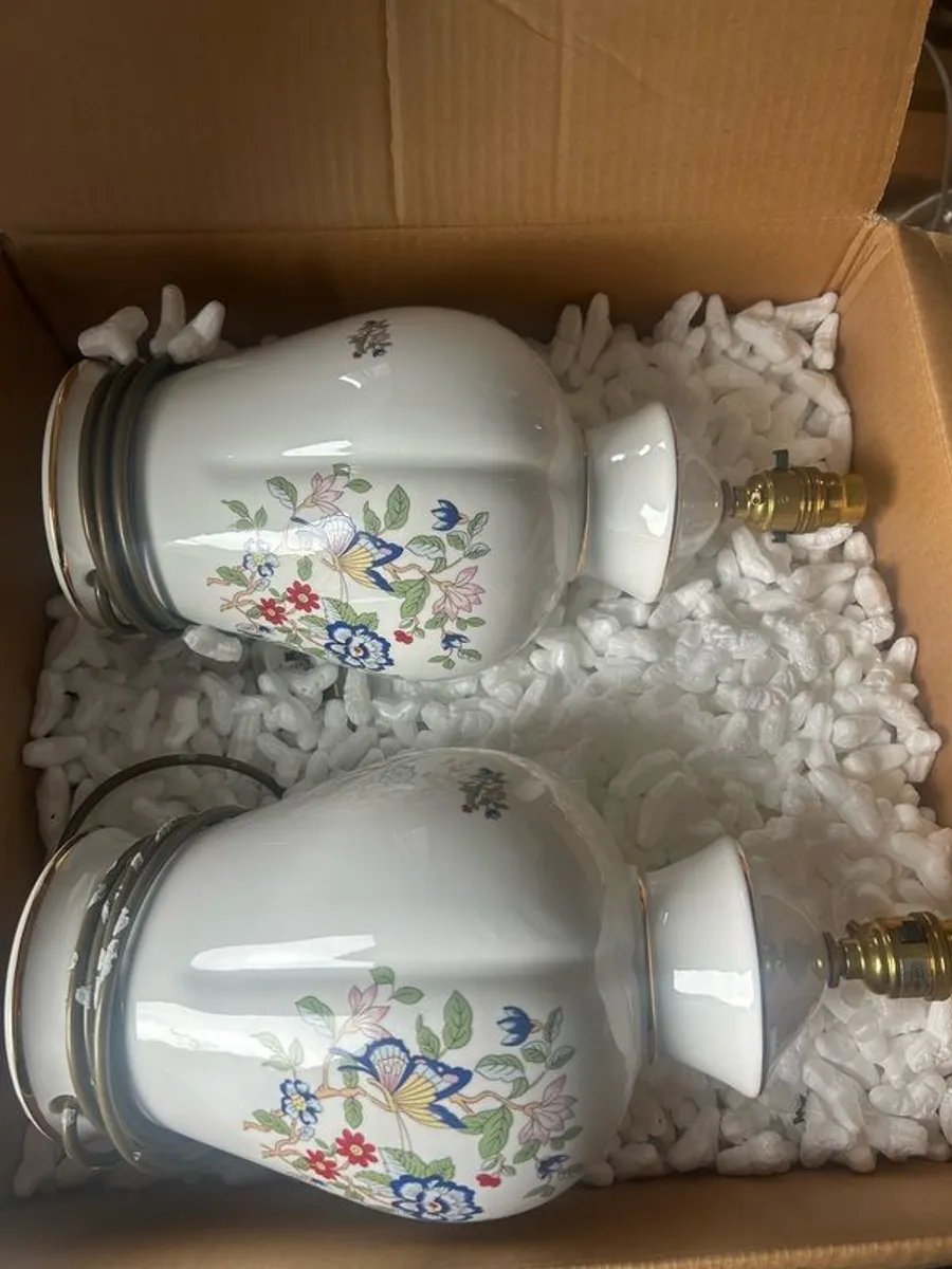 royal tara lamps - Image 1