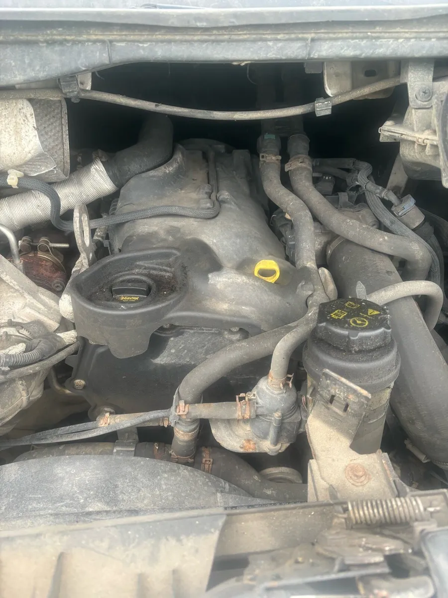 2.0 litres Ford transit engine