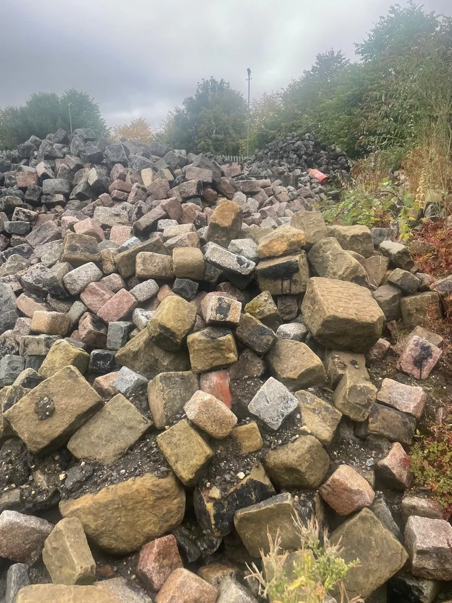 RECLAIMED STONE AND SLATE - Image 3