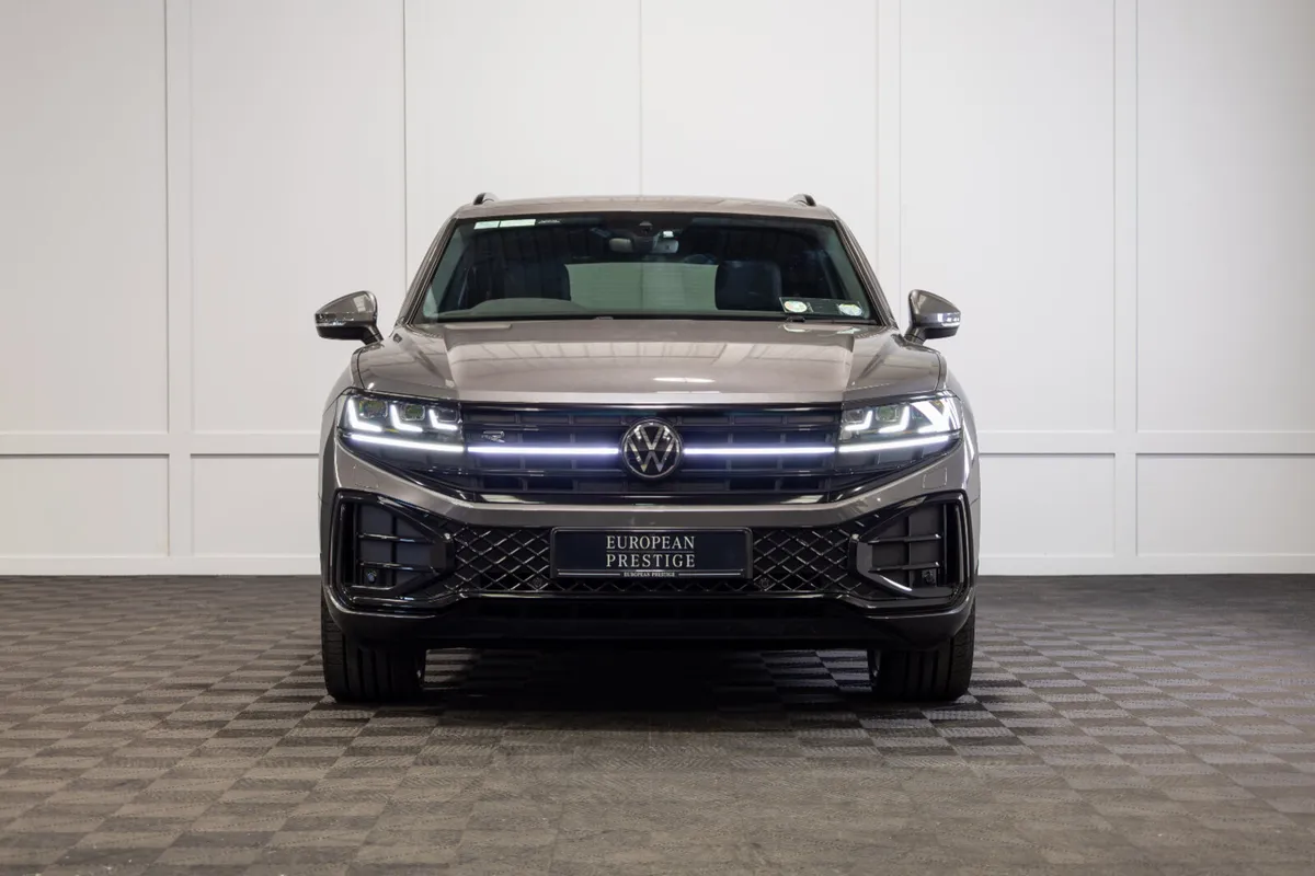 2025 Volkswagen Touareg R-Line 2 Seat Commercial - Image 2