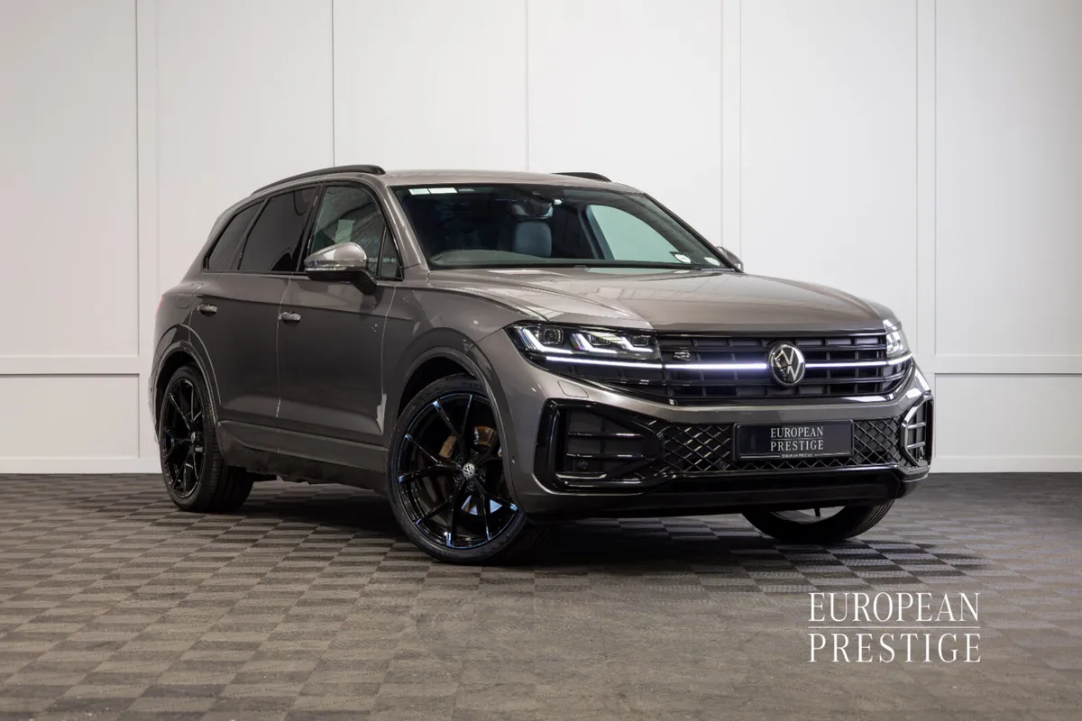 2025 Volkswagen Touareg R-Line 2 Seat Commercial - Image 1
