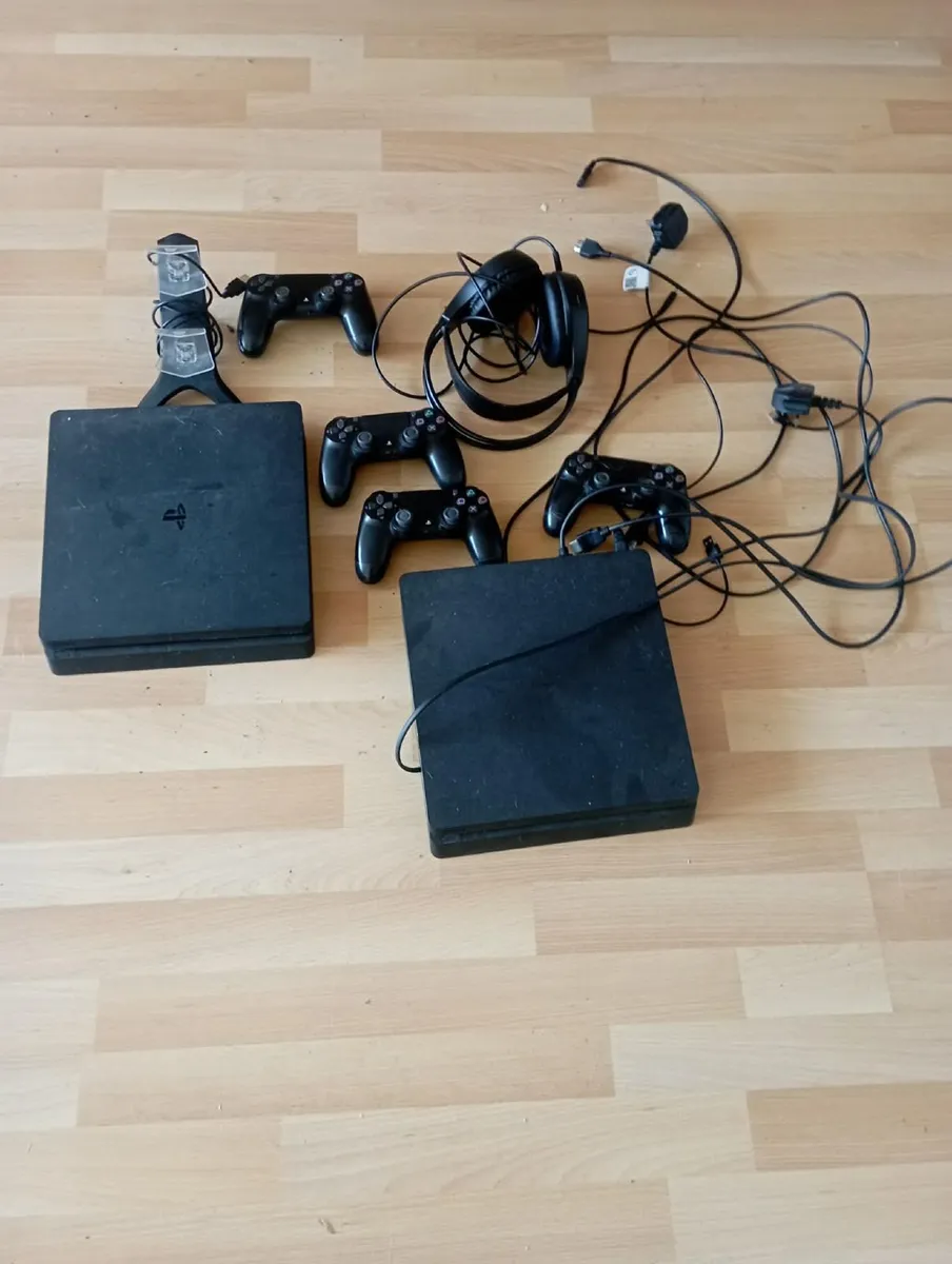 Ps4 slim 500gb - Image 1