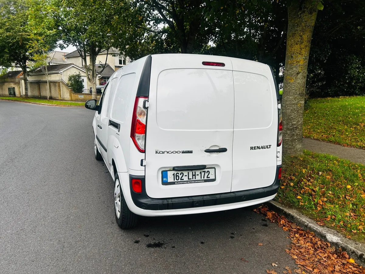 Renault Kangoo Maxi - Image 4