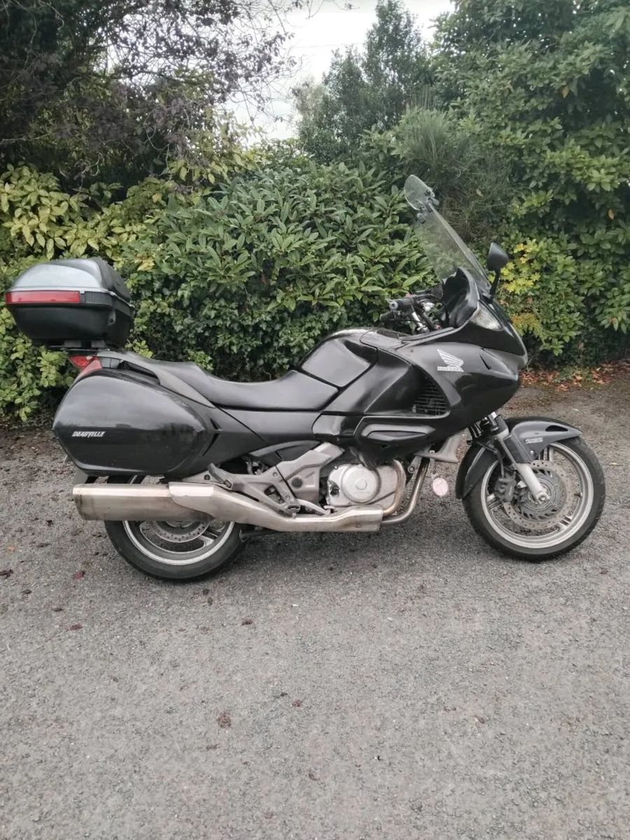 Honda Deauville 700 - Image 1