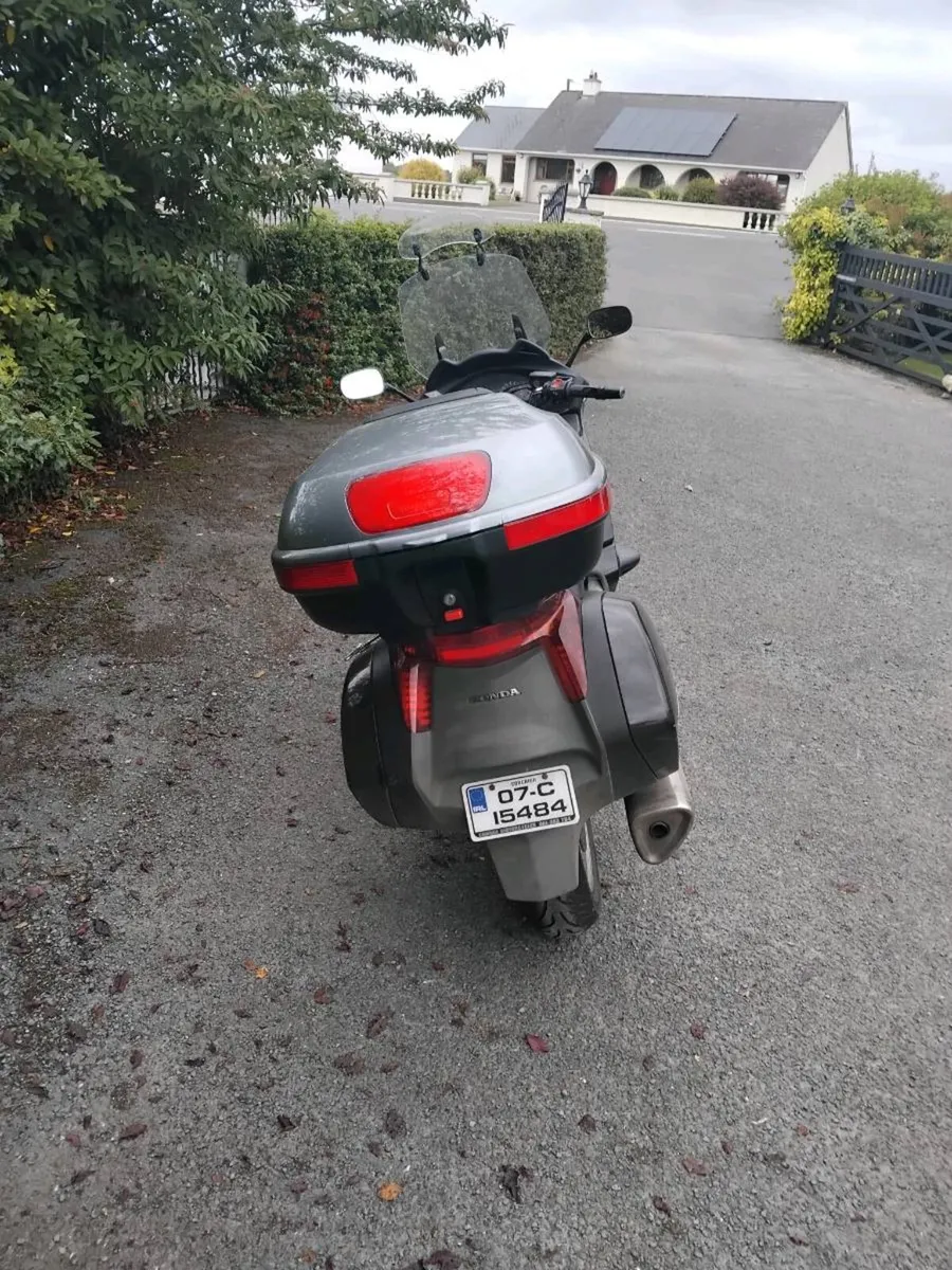 Honda Deauville 700 - Image 2