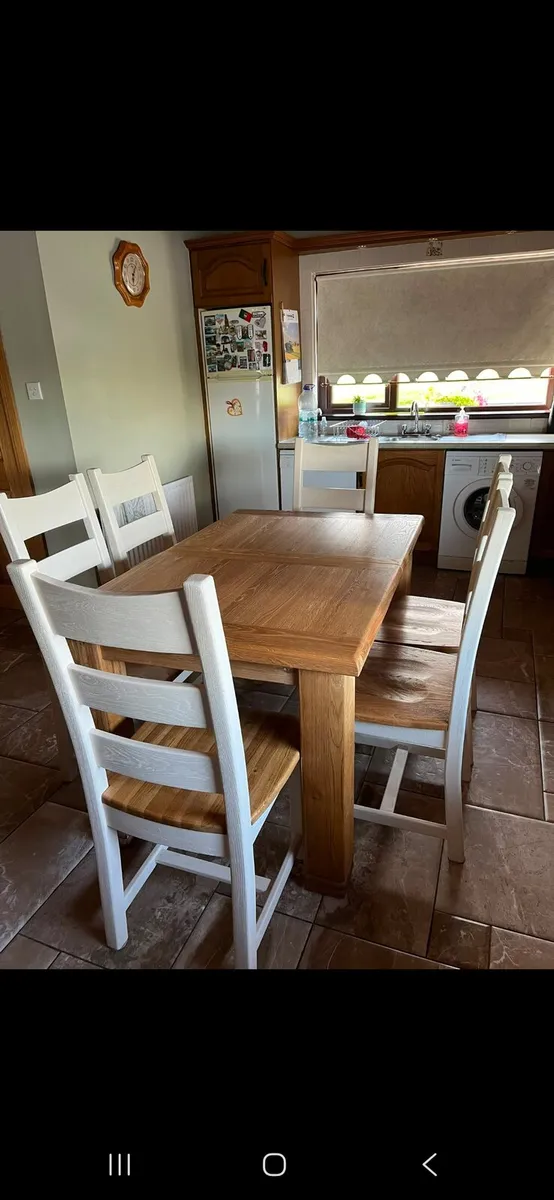 Kitchen Table and Chairs - Image 3