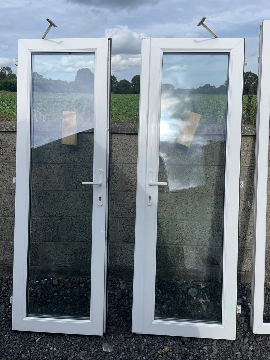Patio door and frame - Image 1