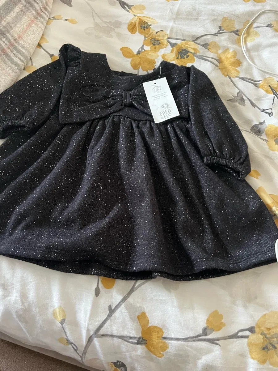 Girls BNWT dress 3/6 mths €5 - Image 4