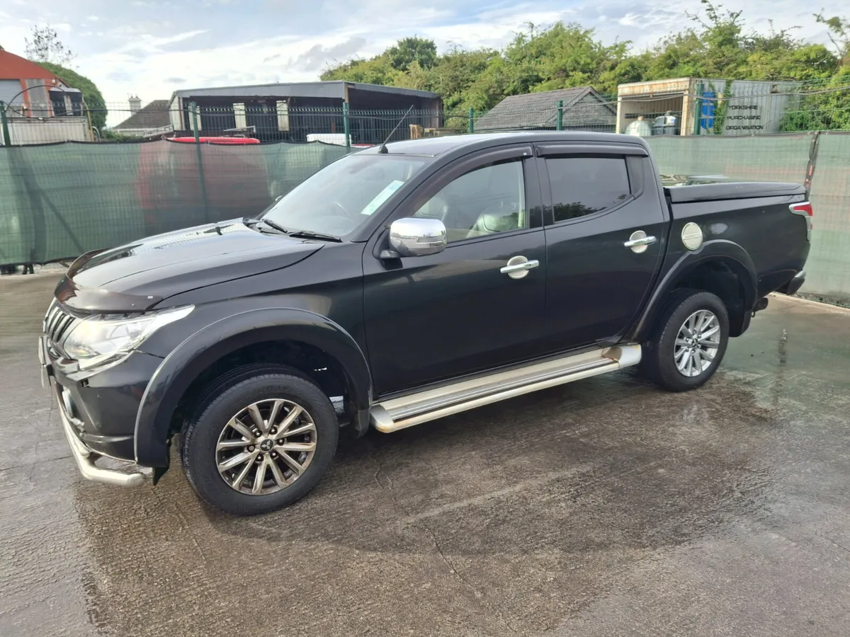 2018 Mitsubishi l200  Barbarian  4x4  2.5 Diesel - Image 1