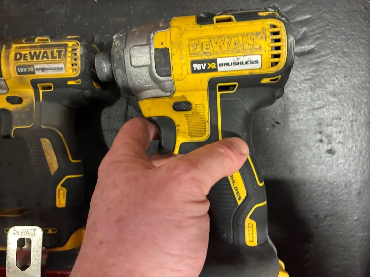 Dewalt 18V IMPACT DRIVER - Image 2