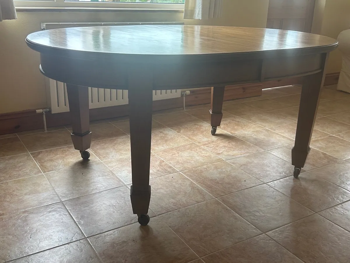 Edwardian Extending Mahogany dining table - Image 1