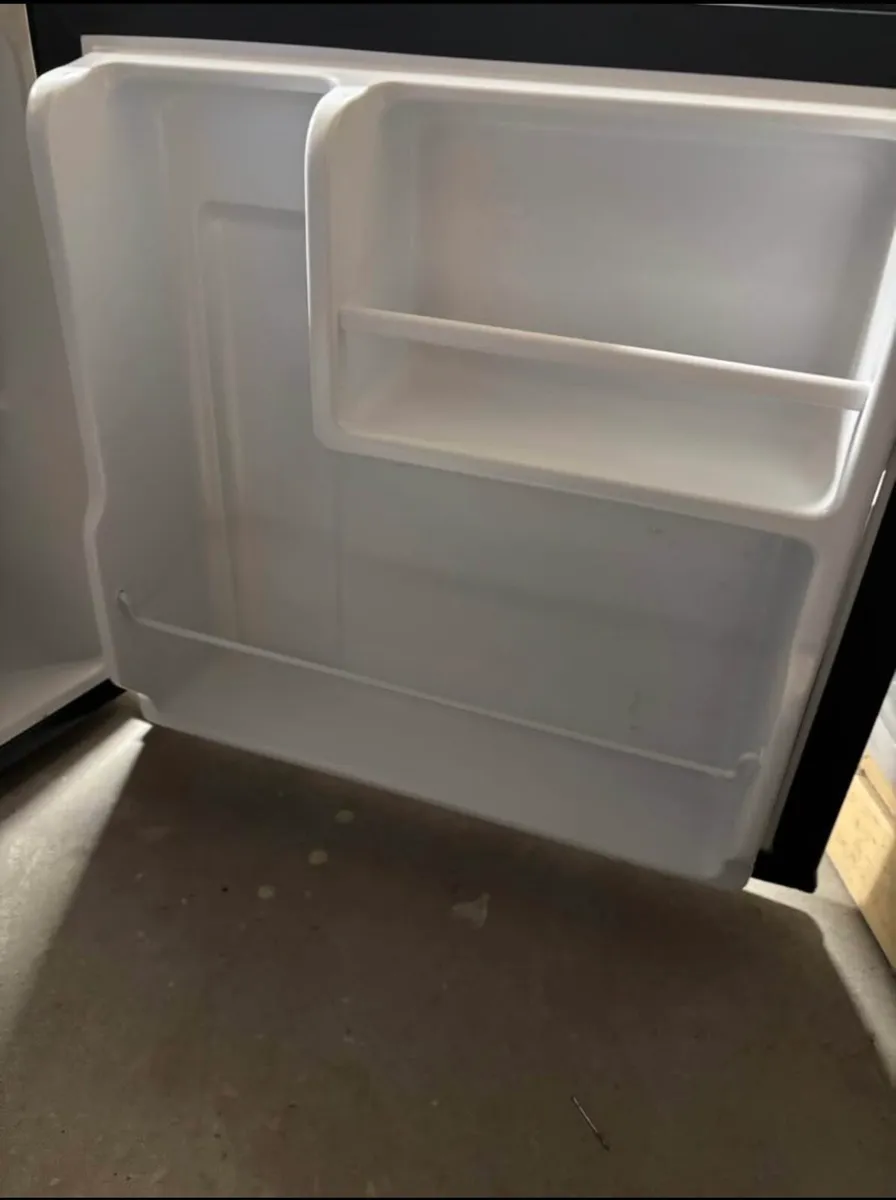 Fridge - Image 3
