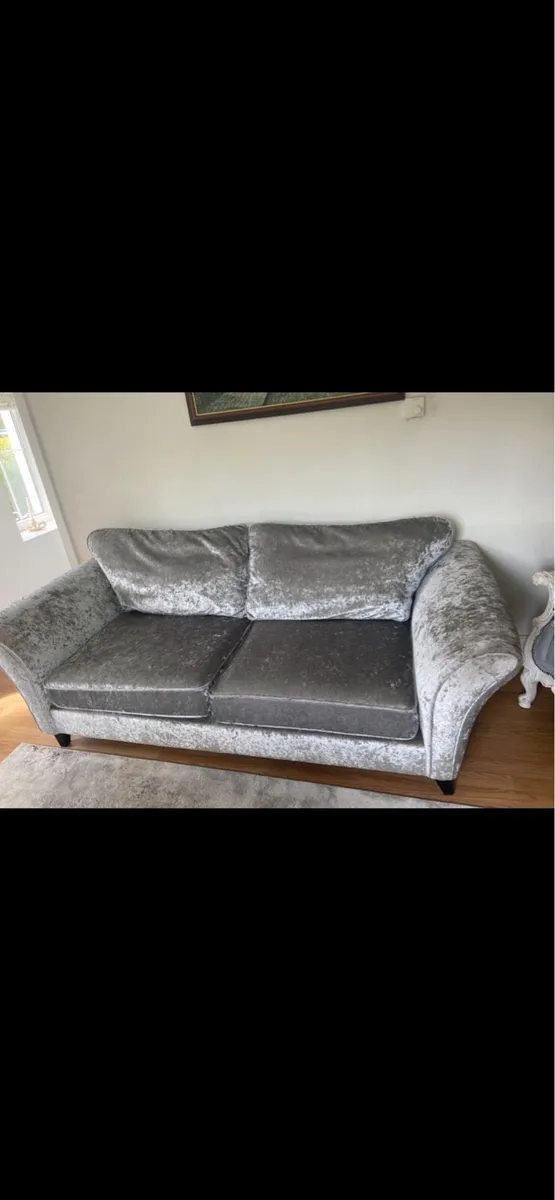 Silver grey couch - Image 2
