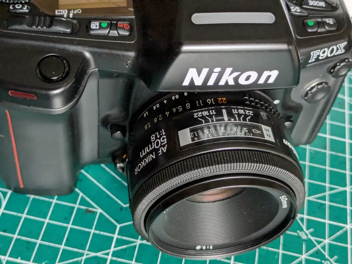 Nikon - Image 3