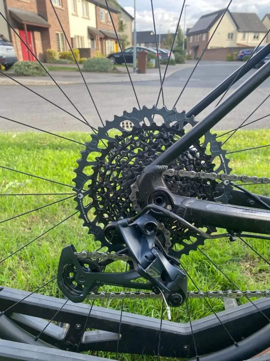 Mountain bike - Image 3