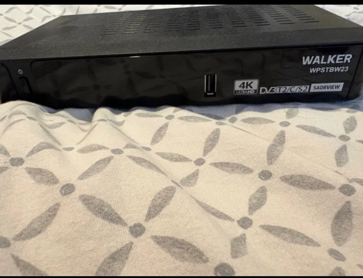 Saorview/ satellite combo box - Image 3
