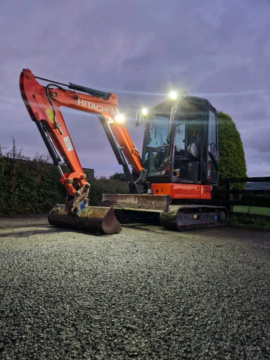 Hitachi ZX26U-5A - Image 1