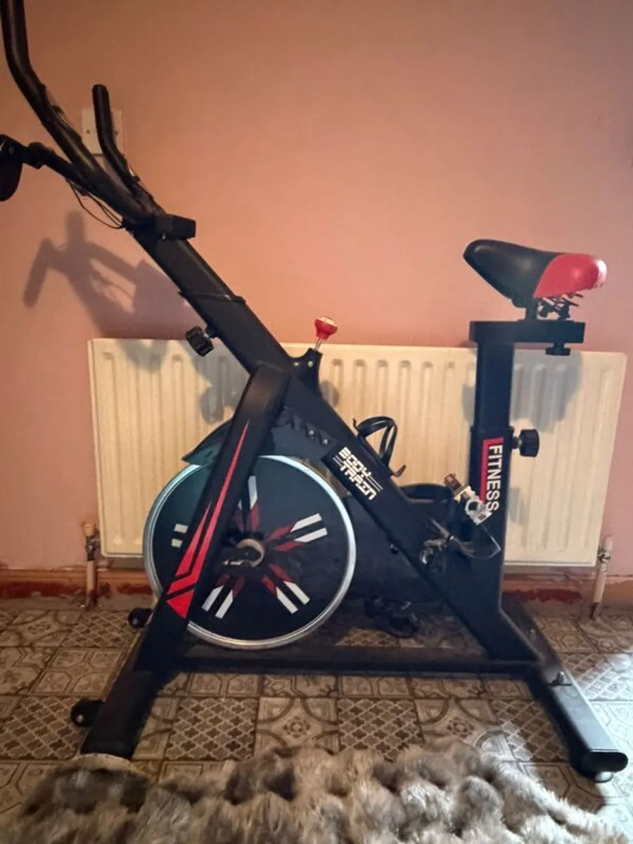 Exercise bike - Image 2