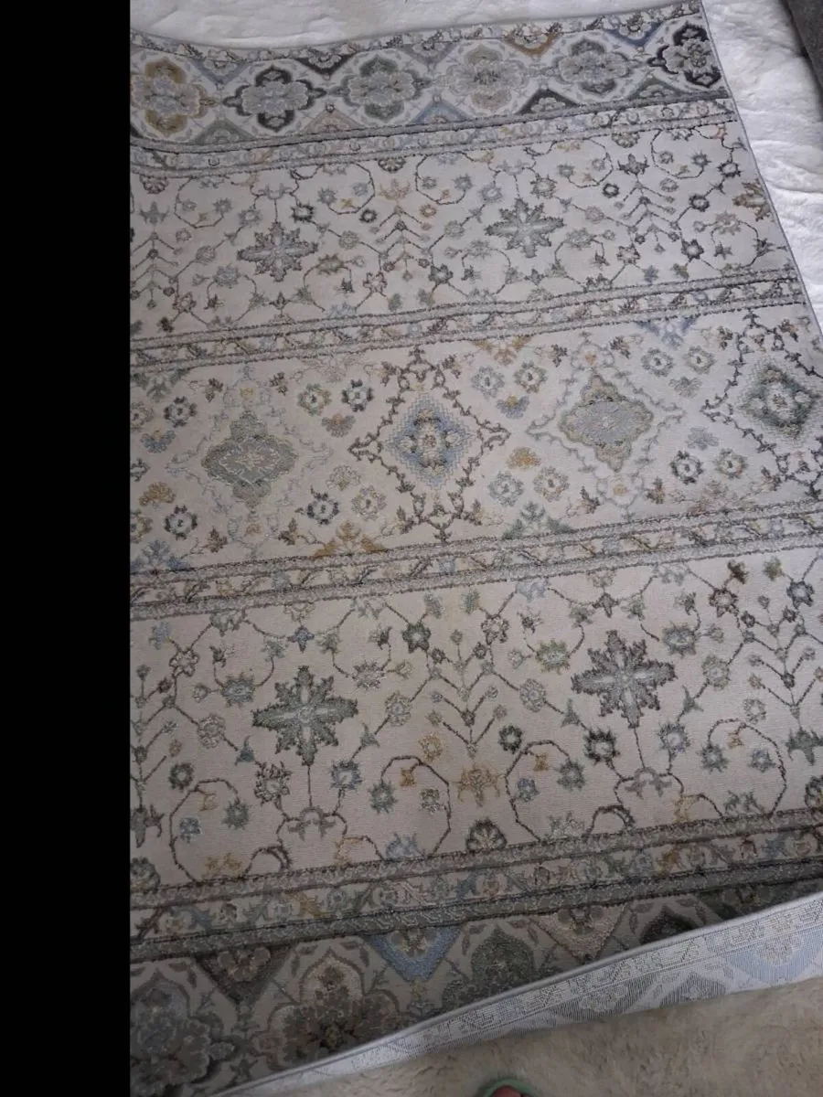 Rug - Image 1
