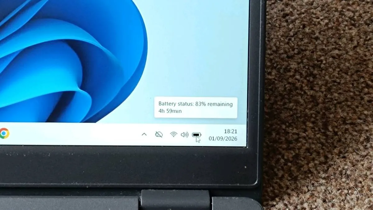 Dell Latitude 3510, i3 10th, 12Gb Engineer Refurb - Image 2