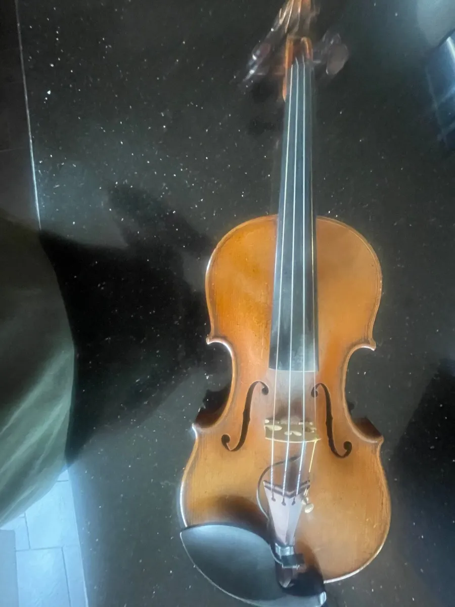 Violin - Image 2