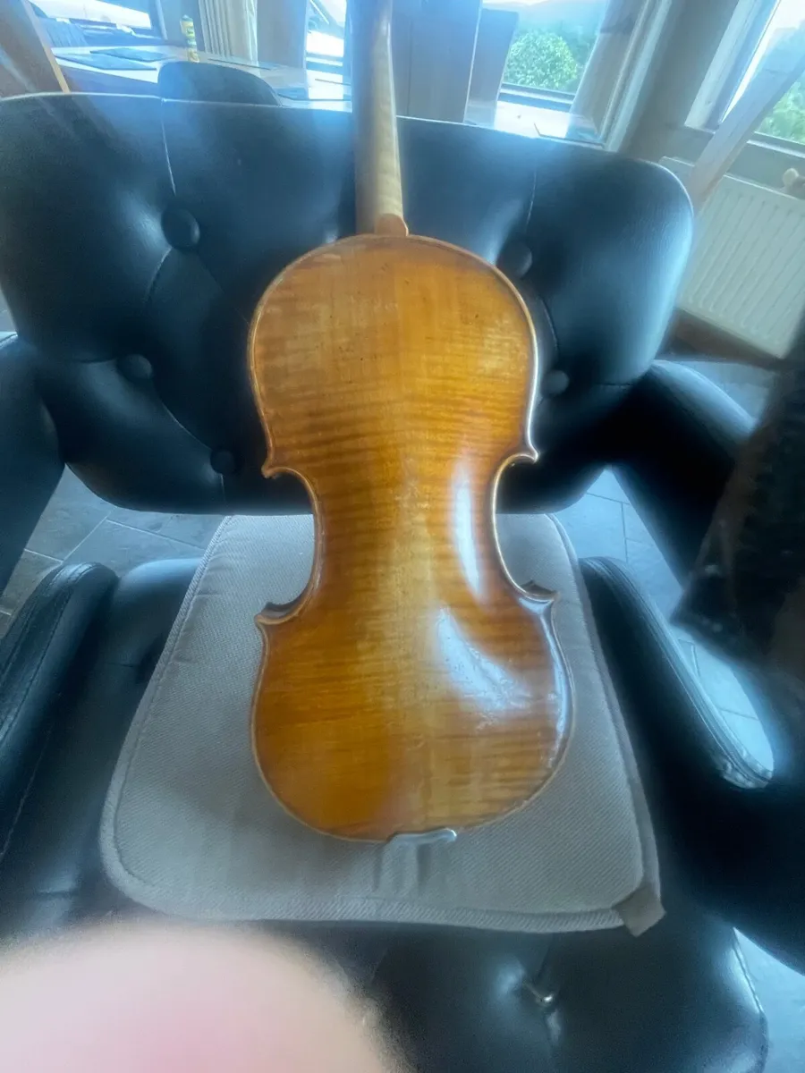 Violin - Image 3