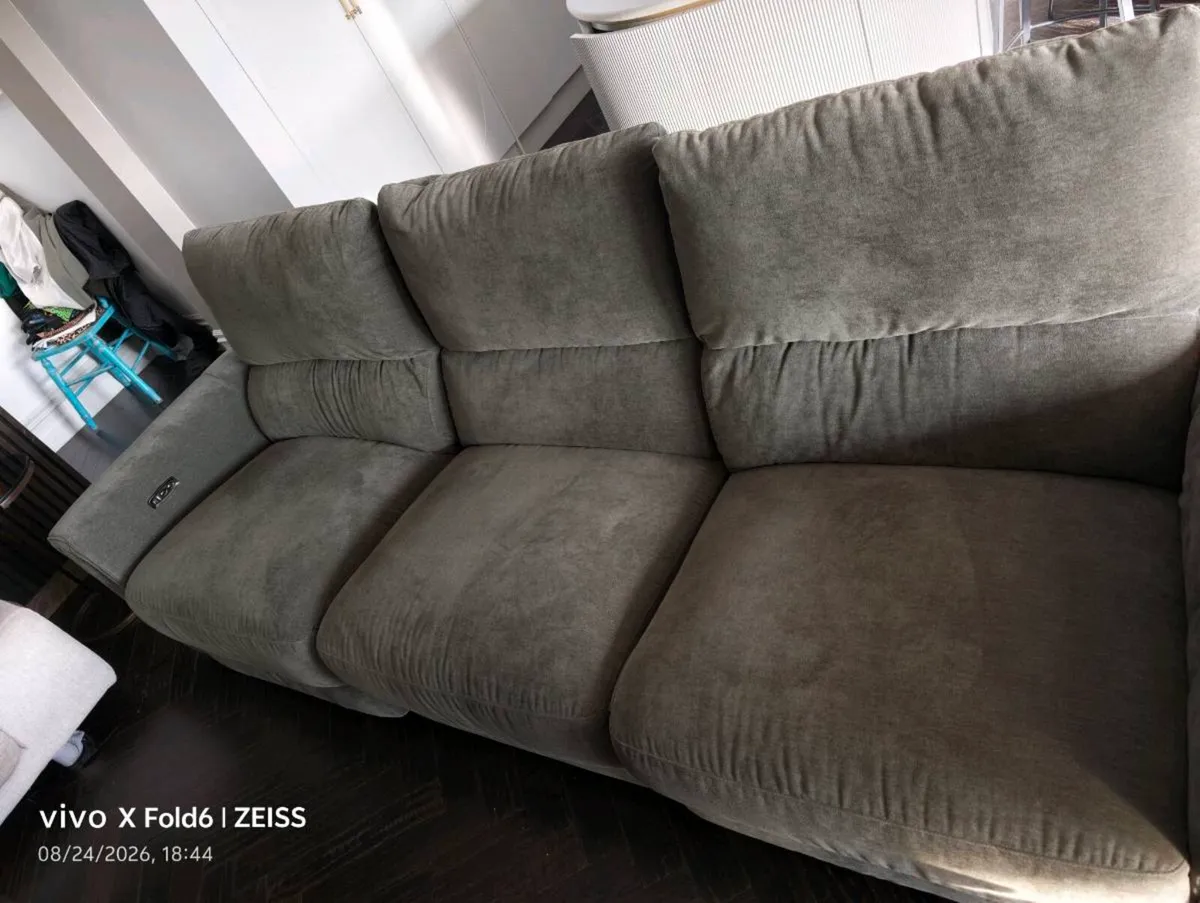 Electric recliner sofa - Image 1