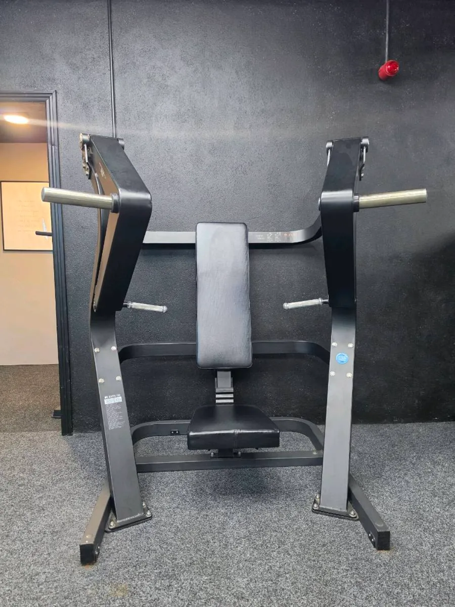 Plate Loaded Chest Press - Image 2