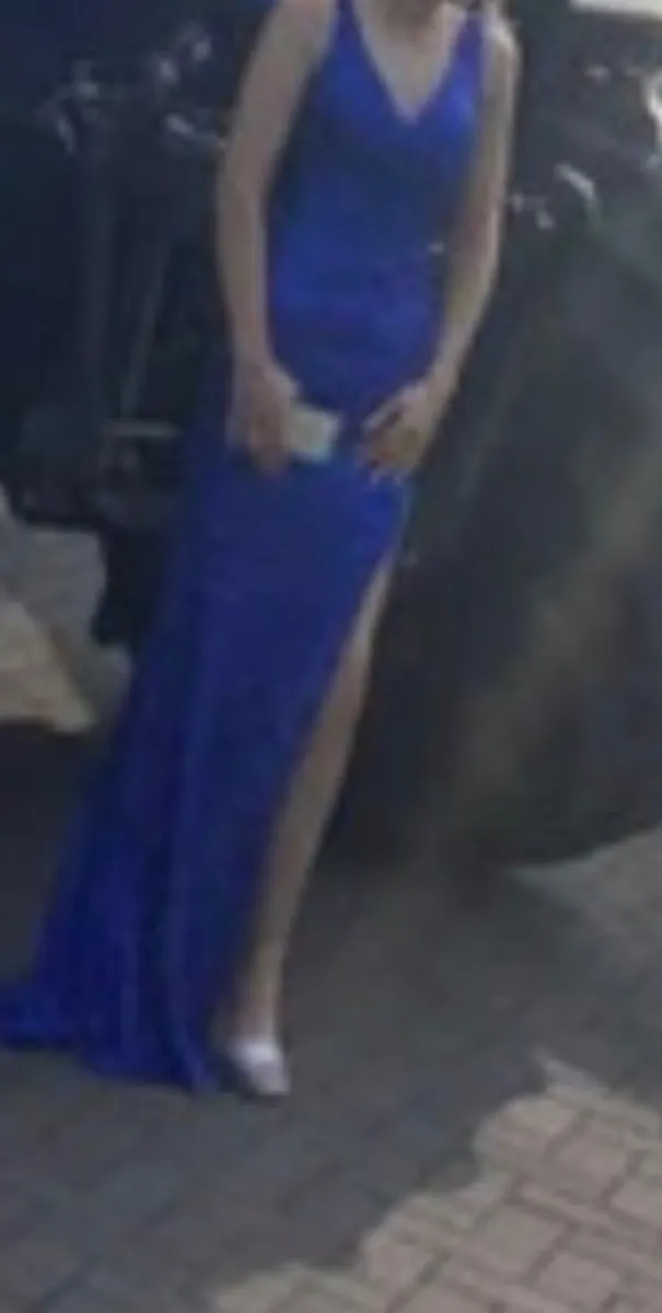 Debs Dress Size 6 - Image 3