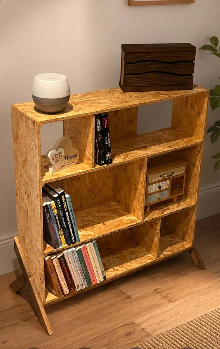Bookshelf unit