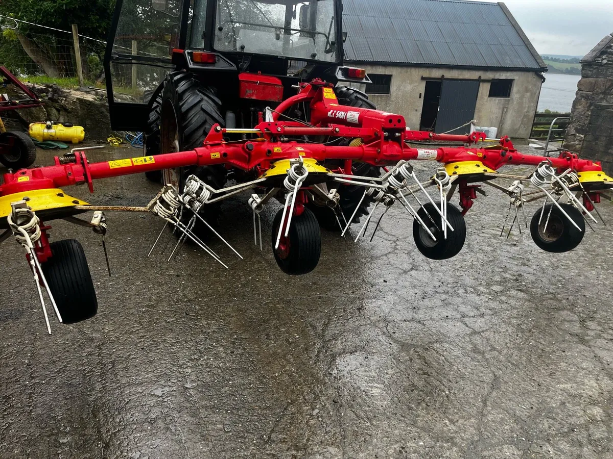 Pottinger Hit 540 Tedder - Image 2