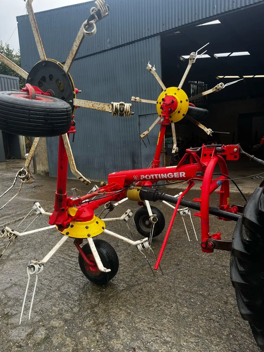Pottinger Hit 540 Tedder - Image 4
