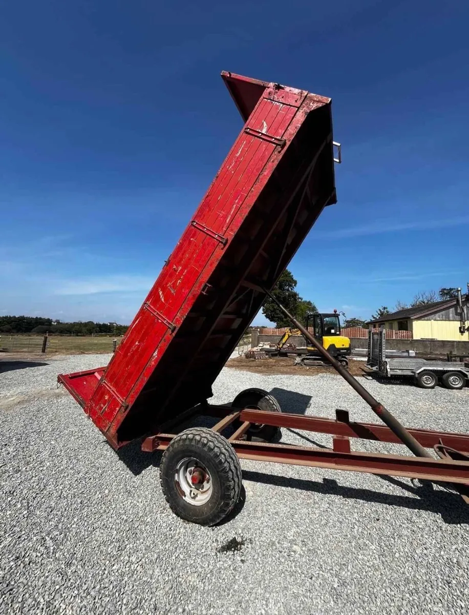 Trailer - Image 1