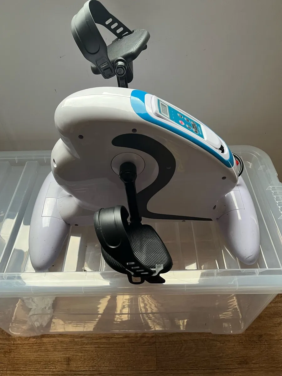 Reviber Motorised Electric Mini Exercise Bike - Image 2