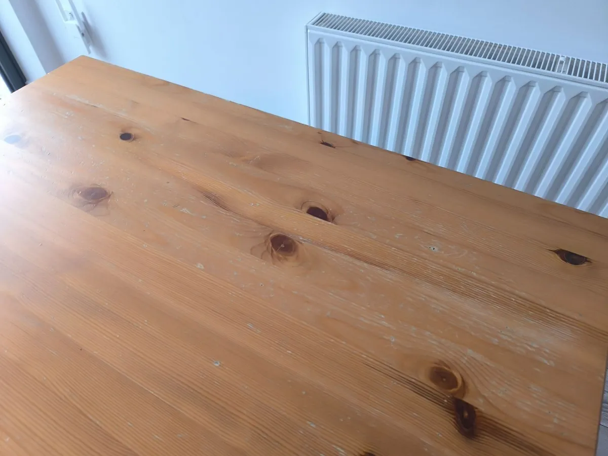 Kitchen Table - Image 3