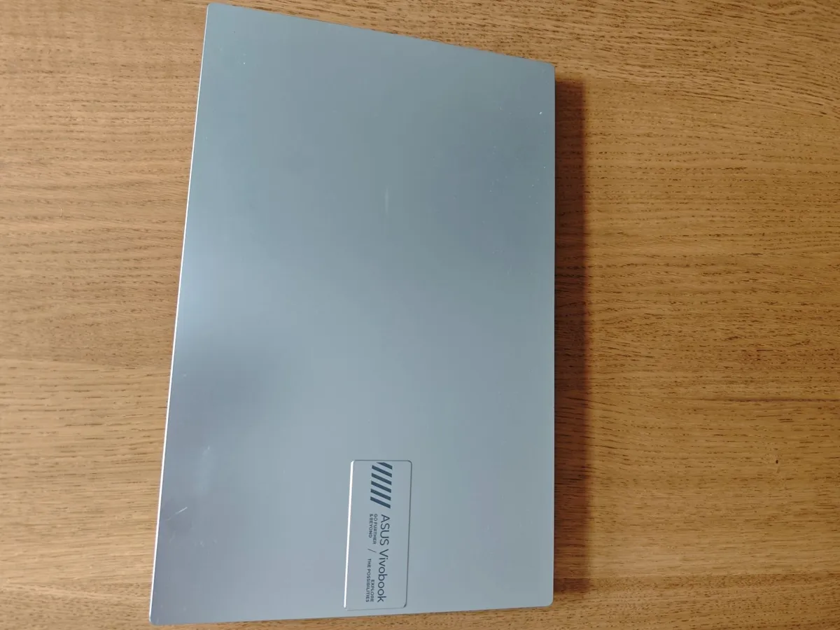 ASUS Vivobook Laptop 15 OLED - Image 2