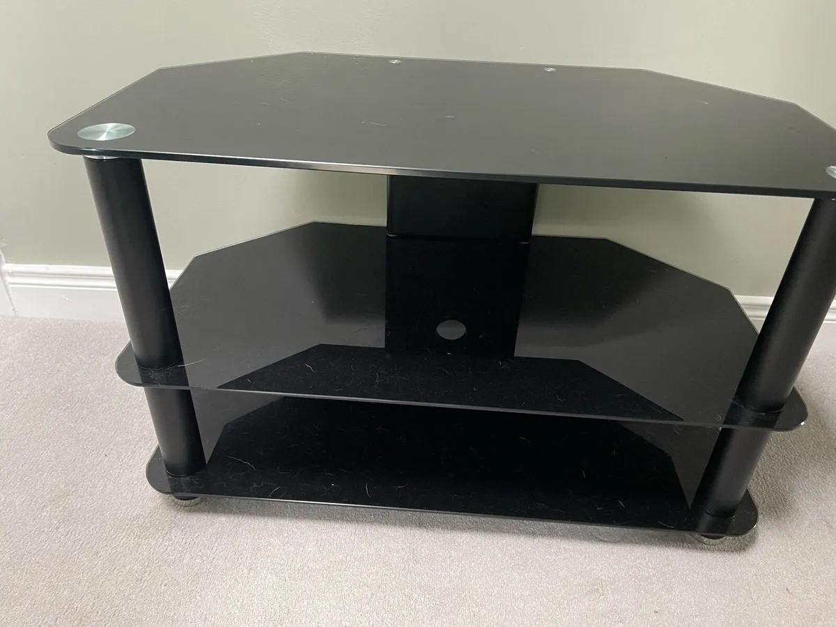 Tv stands and side tables - Image 1