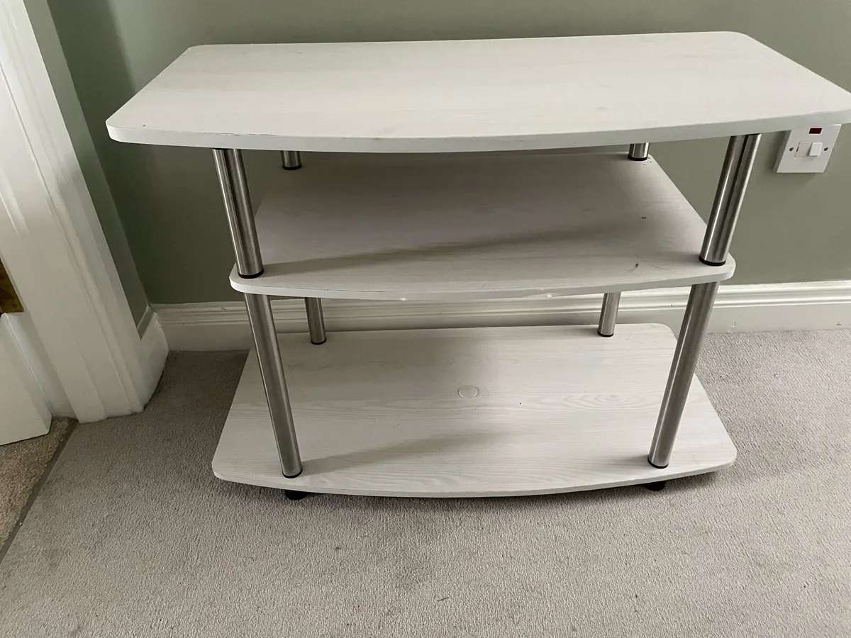 Tv stands and side tables - Image 3