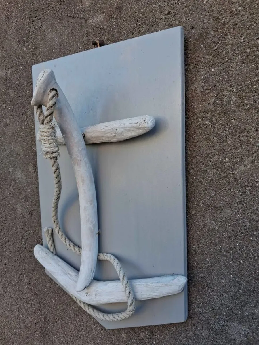 Driftwood Anchor Sculpture - Image 3
