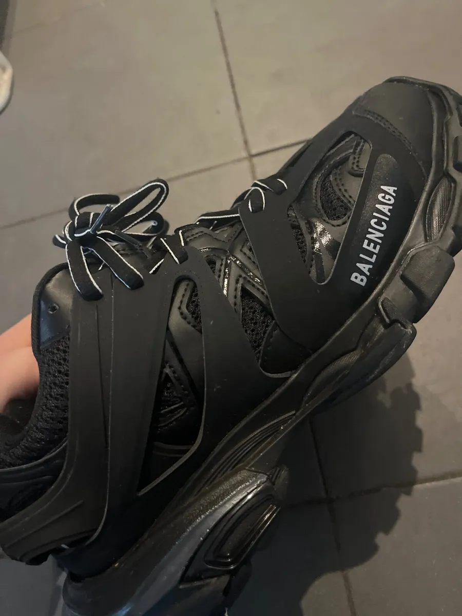 Balenciaga tracks - Image 4