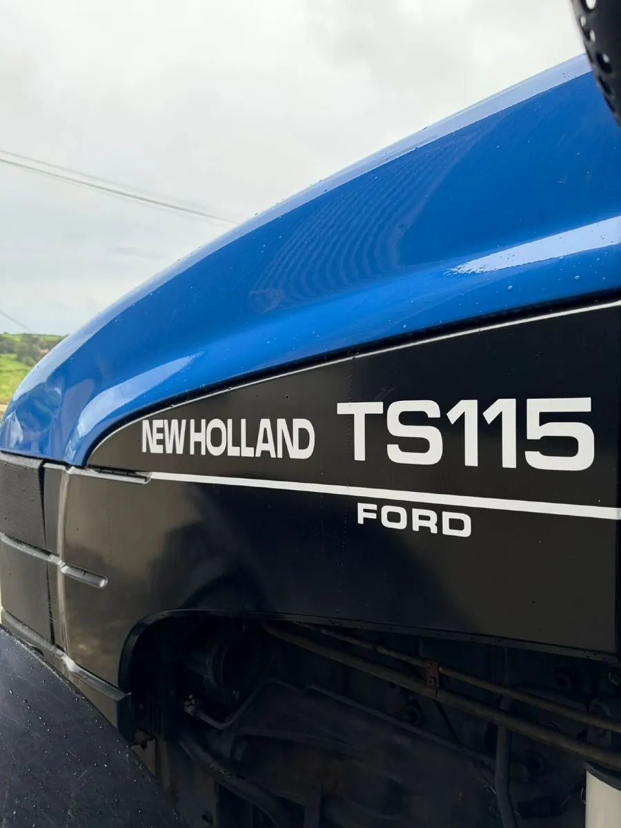 New Holland TS115 - Image 2