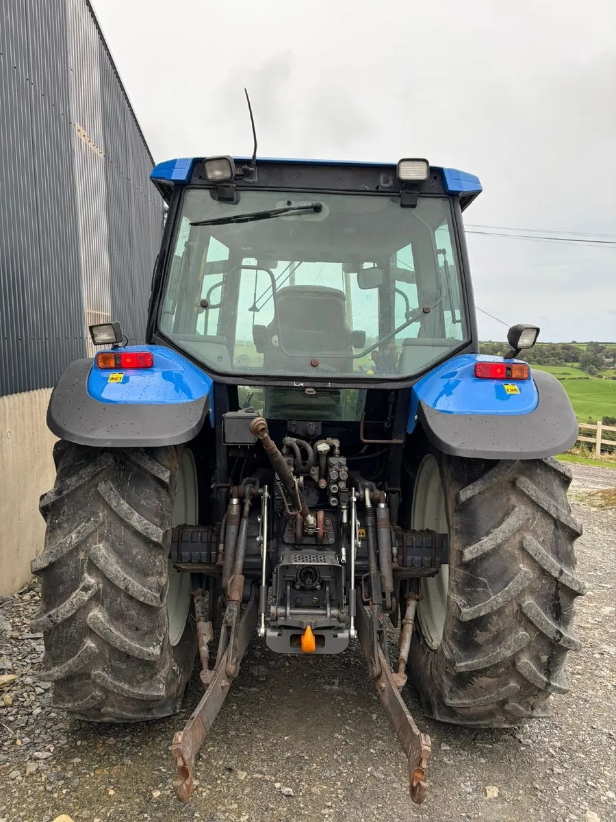 New Holland TS115 - Image 3