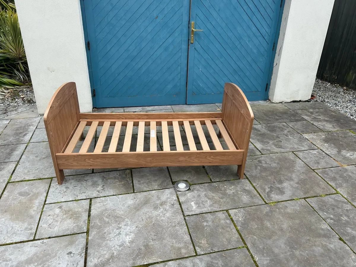 Mamas & Papas 3 in 1 Cot/Bed. - Image 2