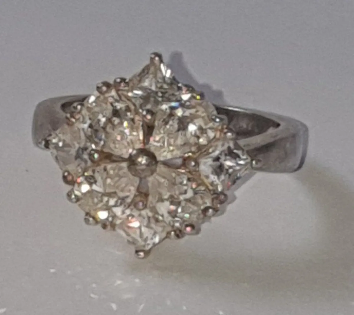 Pristine Vintage Silver & White Sapphire Ring - Image 2