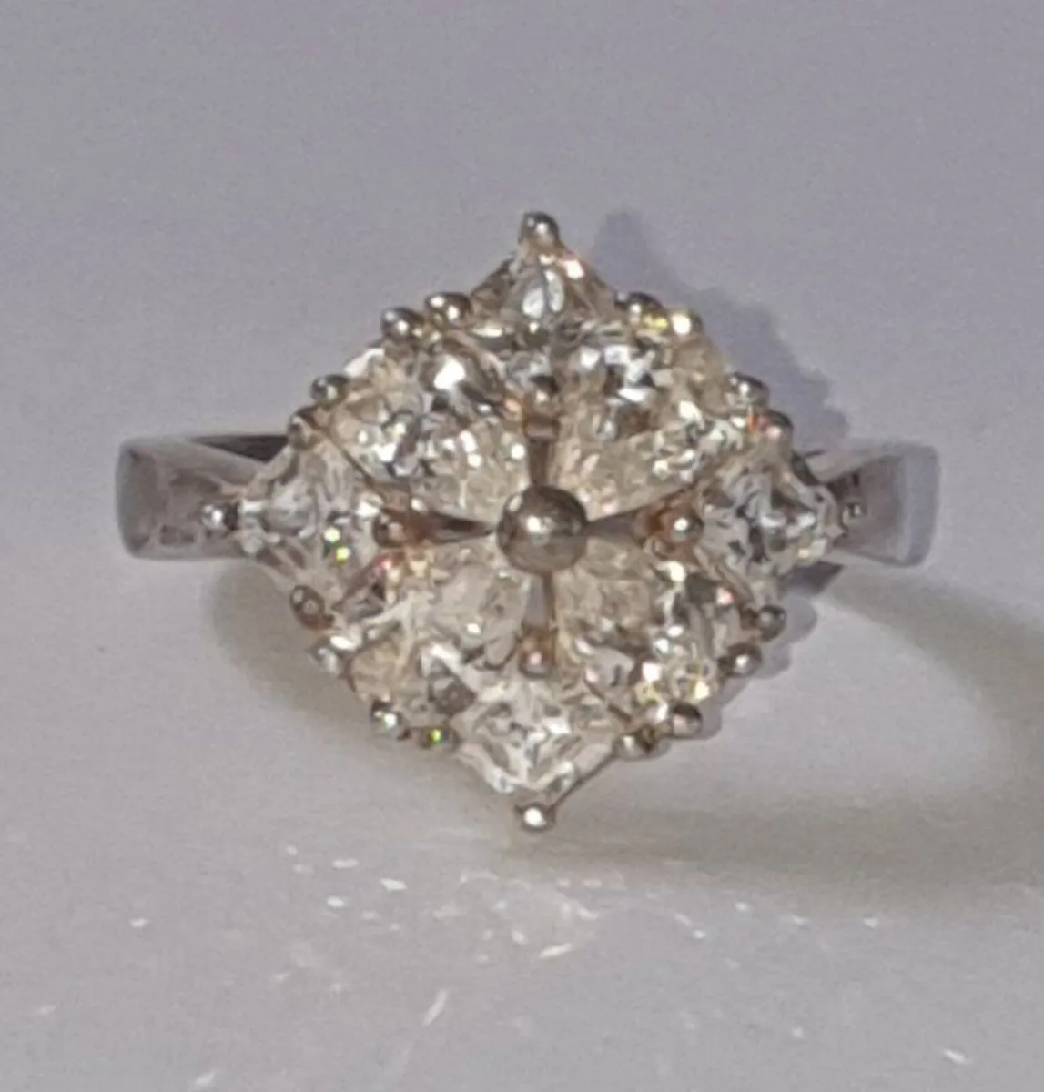 Pristine Vintage Silver & White Sapphire Ring - Image 1