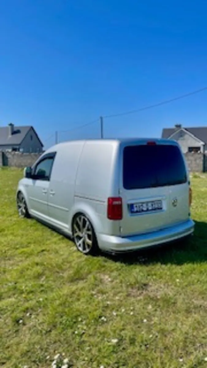 Volkswagen Caddy 2018 - Image 2