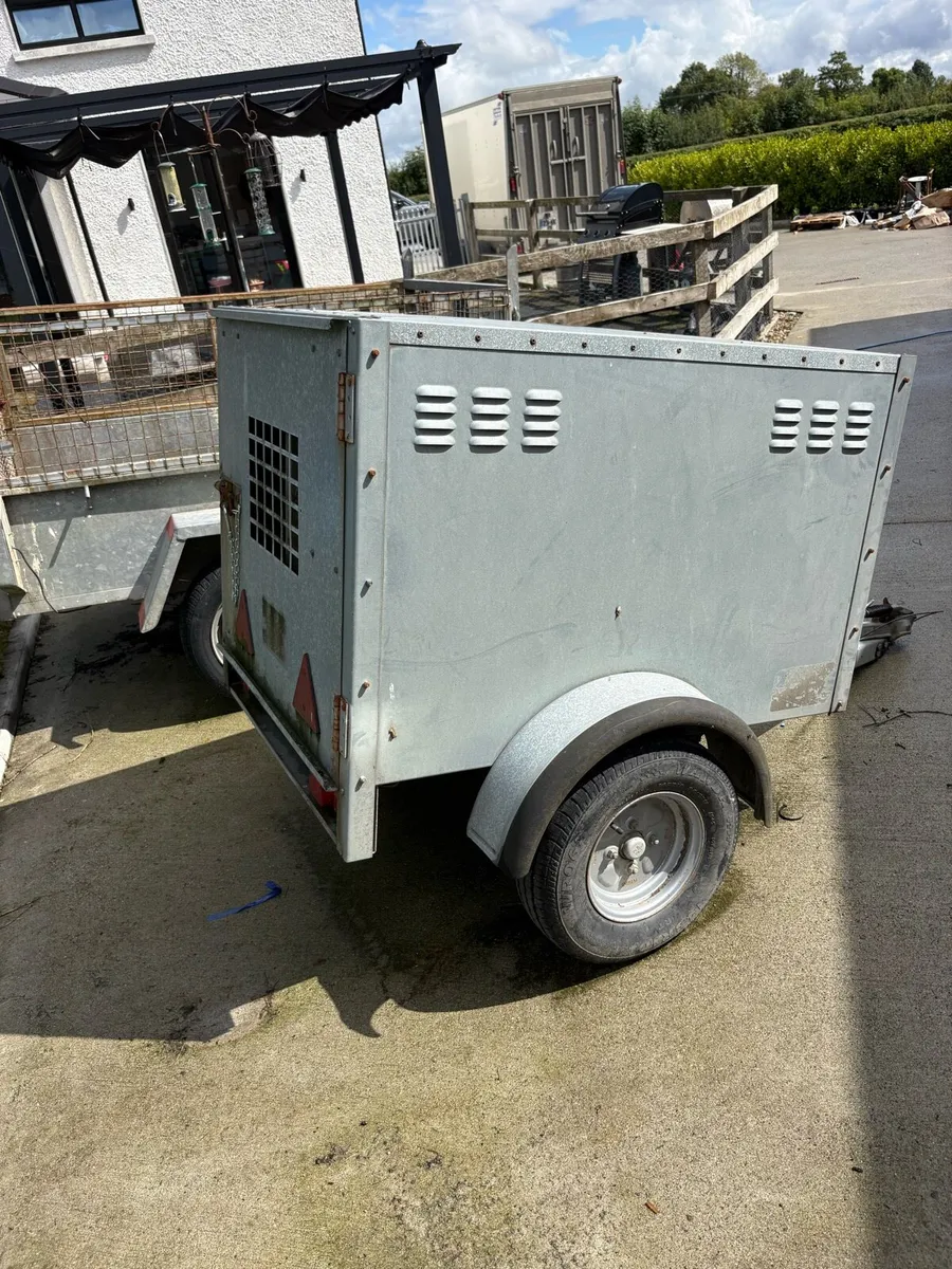 Dog Trailer - Image 3