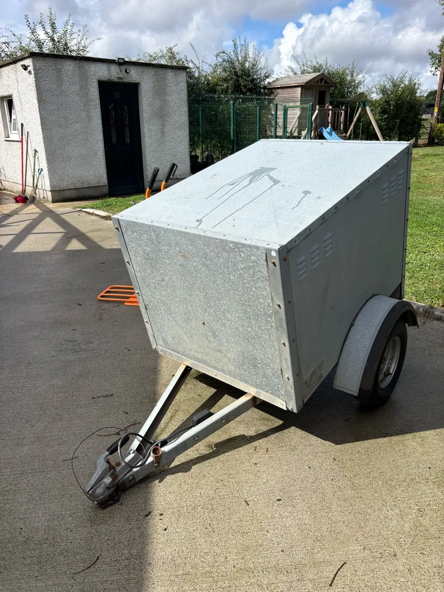 Dog Trailer - Image 4